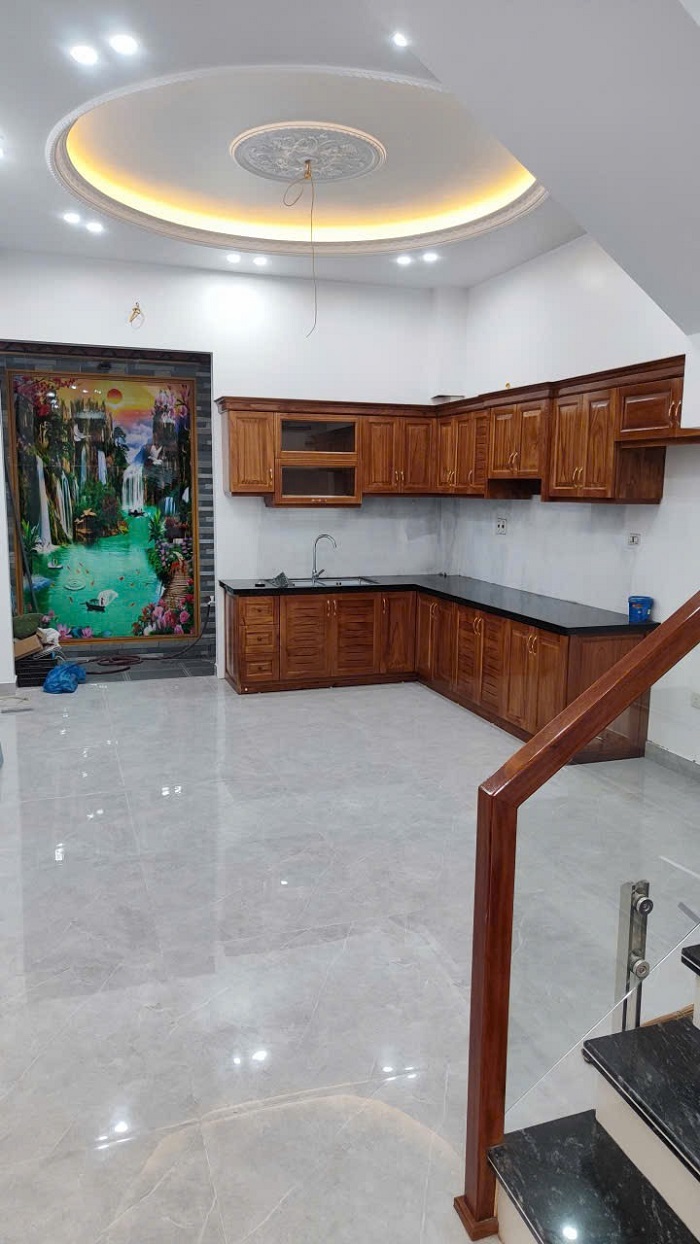 Bán Nhà 3 Tầng Ngõ 430 Trần Nguyên Hãn, Lê Chân, Hải Phòng – 68m², Giá 3,95 Tỷ, Có Sân Cổng
